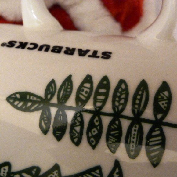 STARBUCKS COFFEE Christmas Collectibles Lot Annual 12th Ed Santa Bear & 2015 Mug - Picture 3 of 16